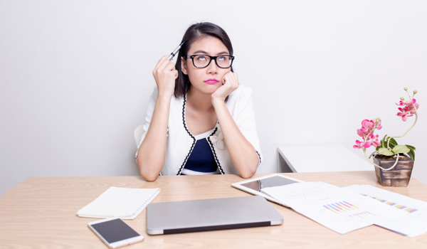 Mẹo nhỏ l&agrave;m thể n&agrave;o để gi&uacute;p một người bạn đang trong t&igrave;nh trạng ch&aacute;n nản